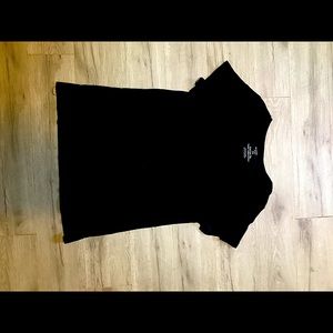 Black tshirt